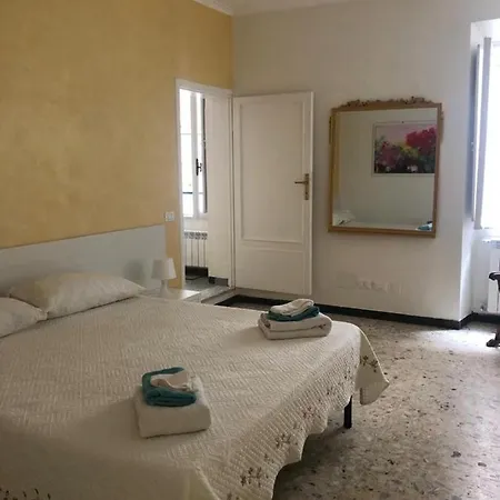 Suali Nel Borgo Apartment