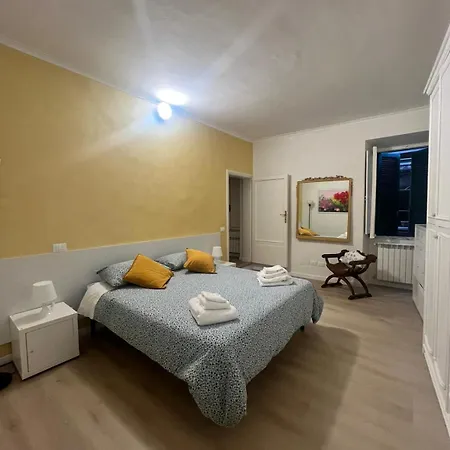 Suali Nel Borgo